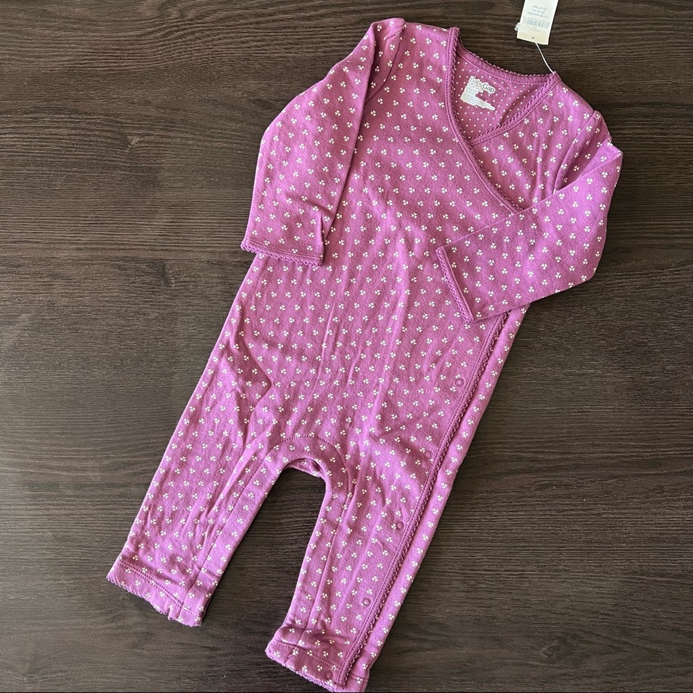 NWT BabyGAP One Piece. 12-18M